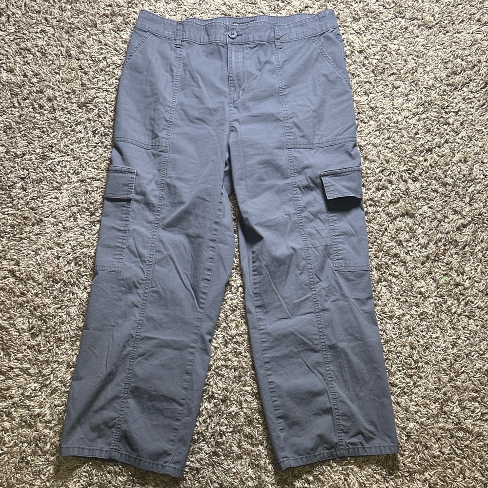 Sanctuary Women Olive Cargo Pants Ankle crop size XL
